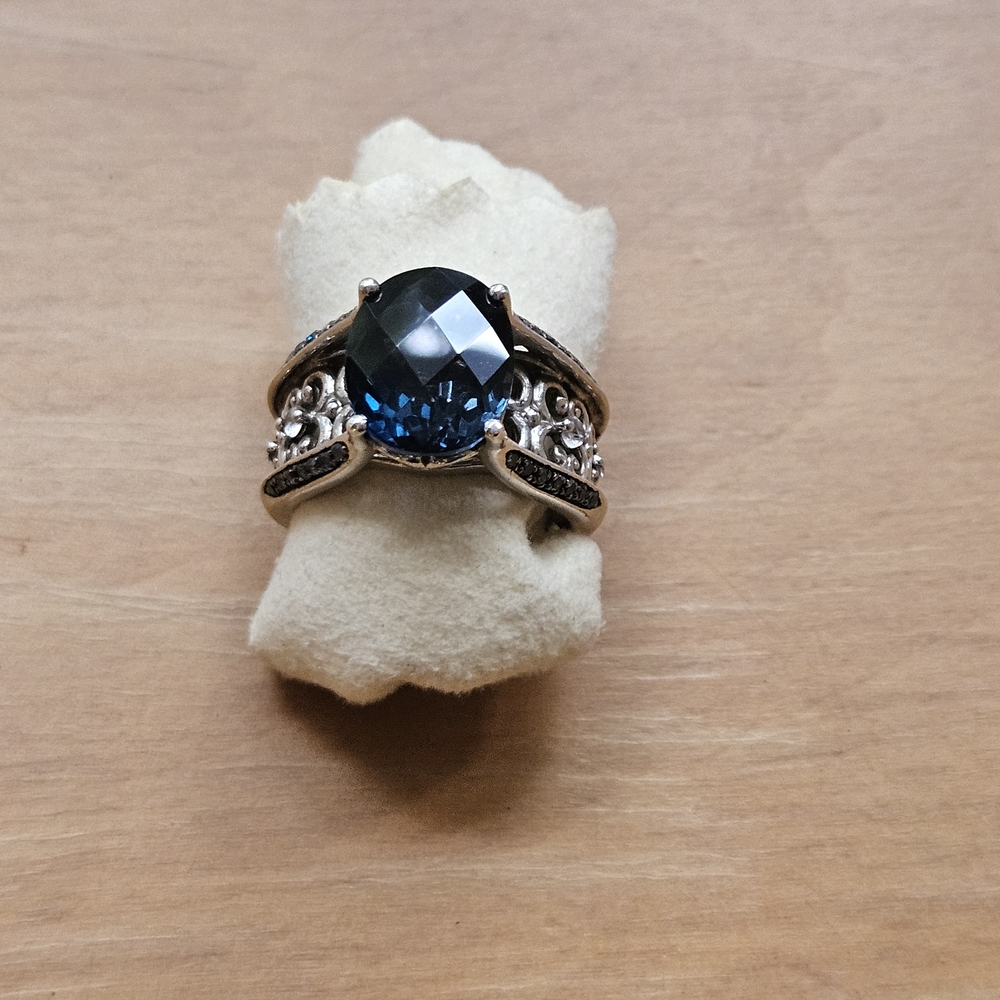 Victoria Wieck 5.33ct London Blue Topaz & Gem/Blue diamond Bridge Ring Size 7 - Picture 3 of 17